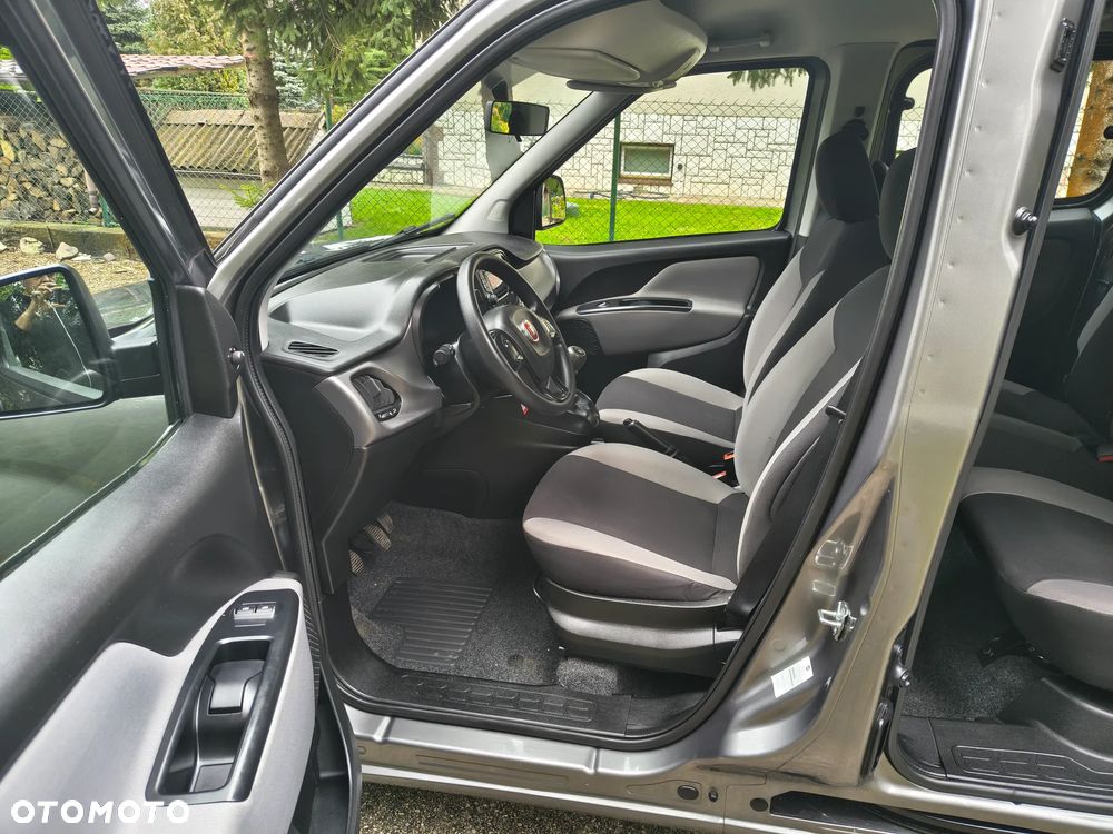 Fiat Doblo 1.4 16V Emotion - 13