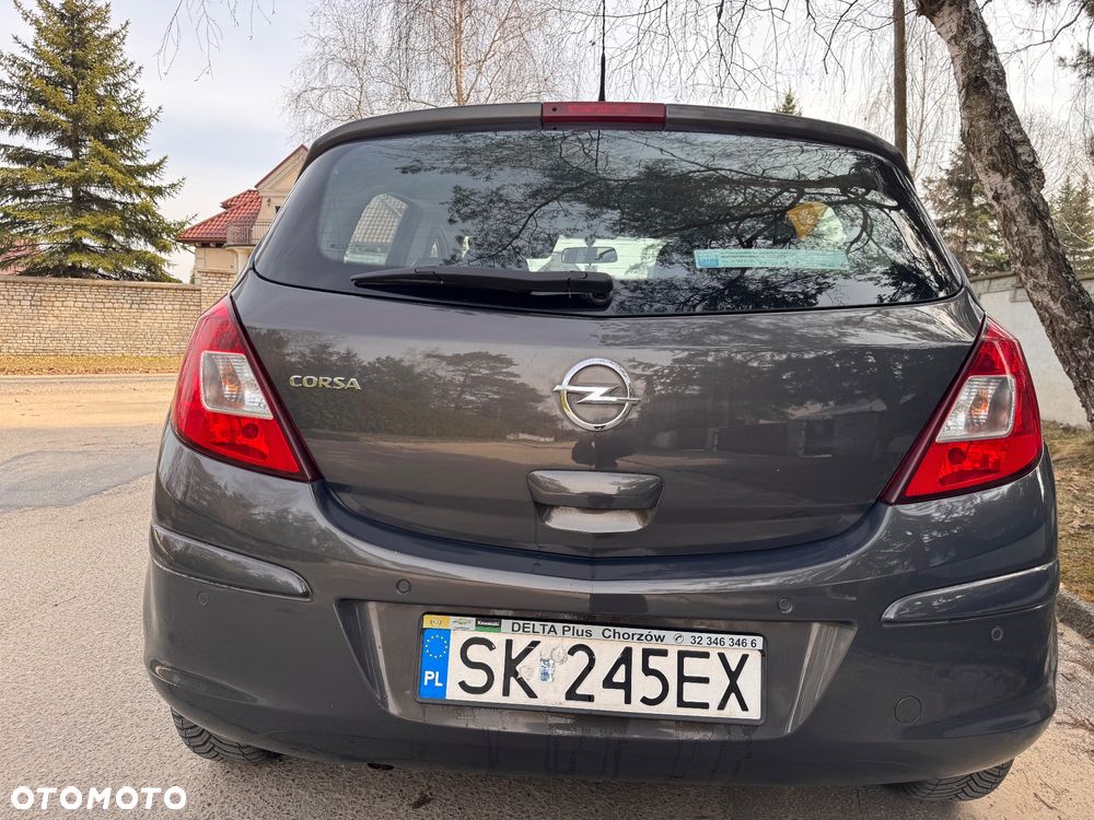Opel Corsa 1.4 16V Graphite - 5