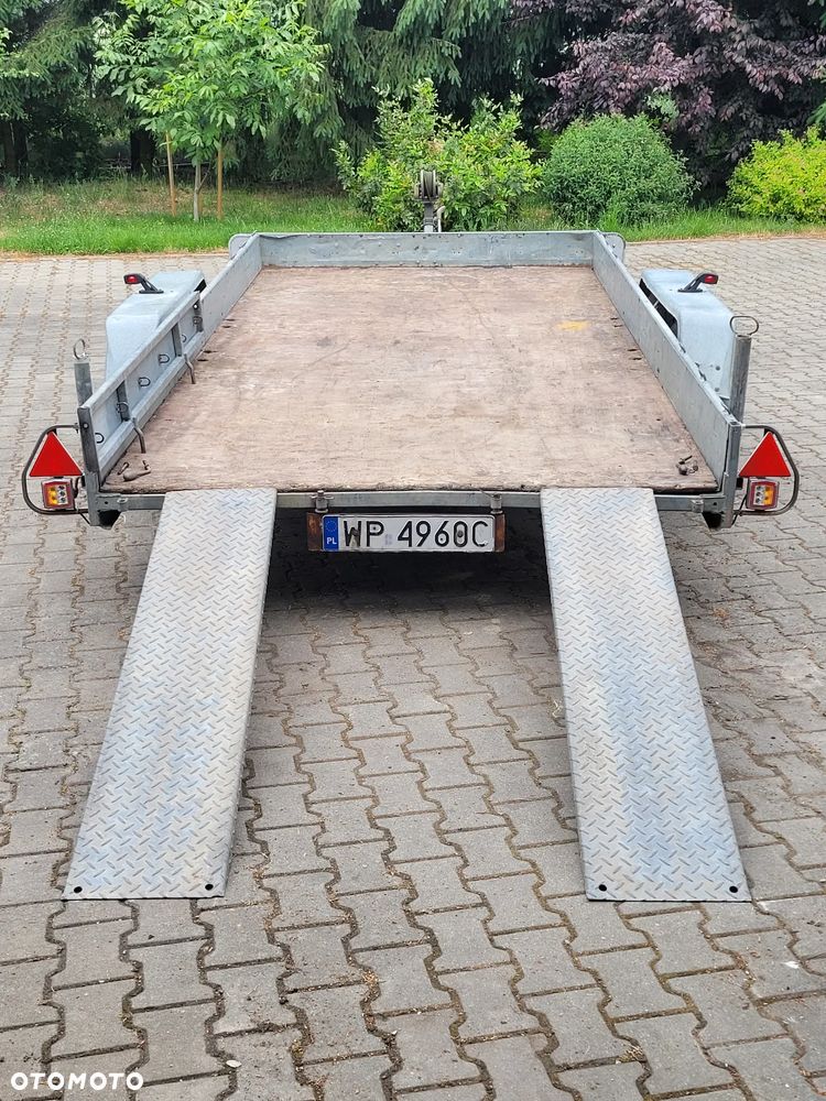 Niewiadów A3000 - 3
