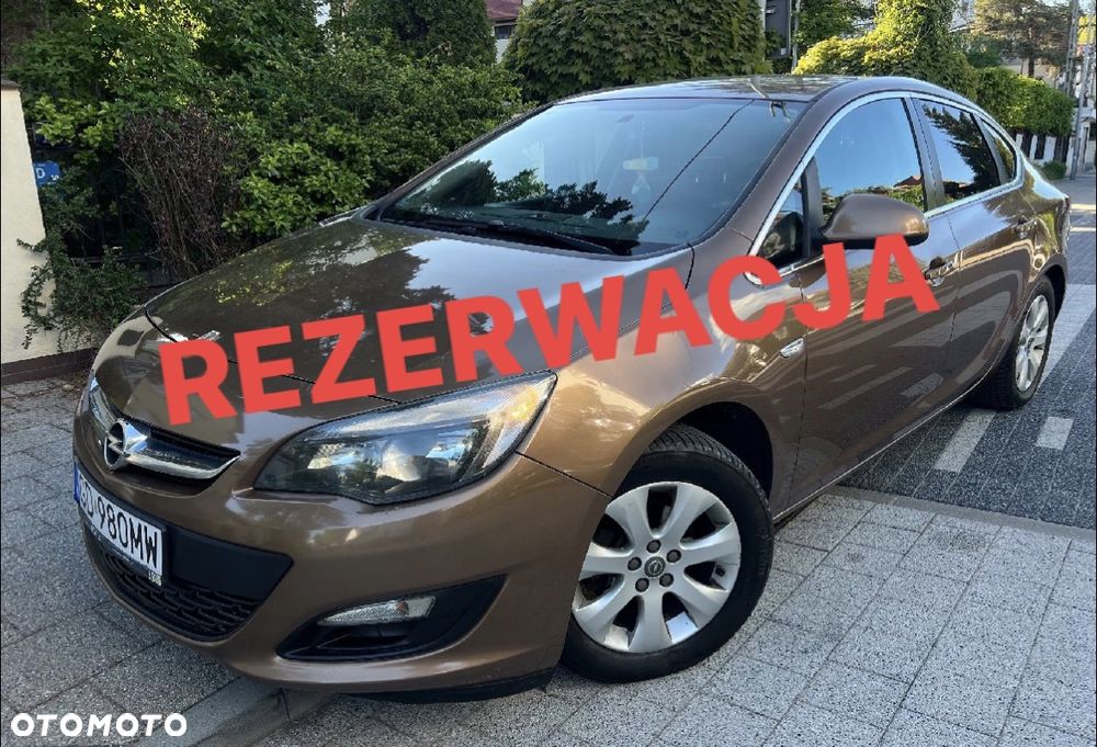 Opel Astra 1.4 T Cosmo S&S - 1