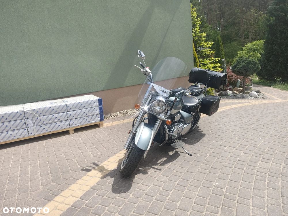 Suzuki Boulevard - 3