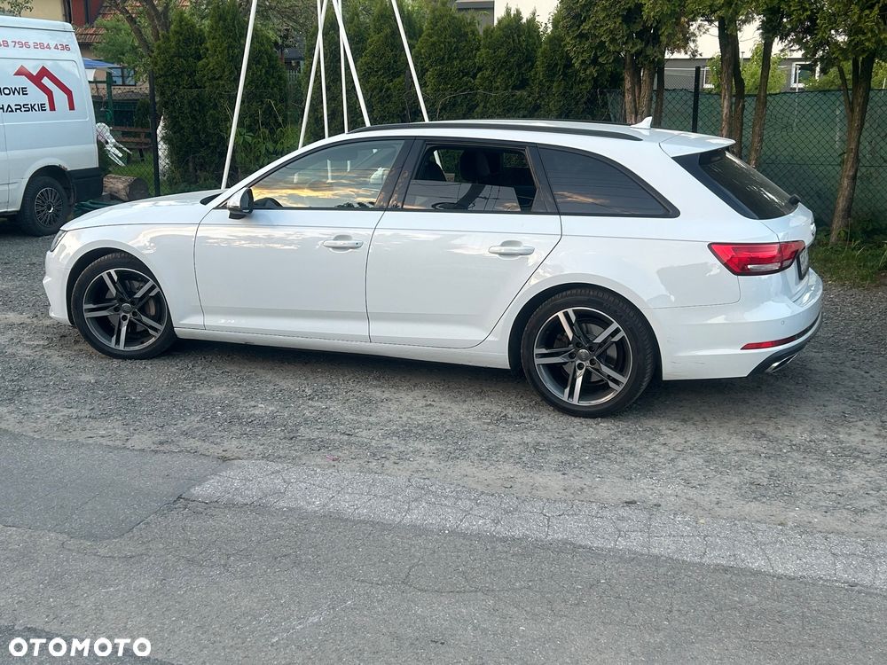 Audi A4 Avant 40 TDI S Line S tronic - 1