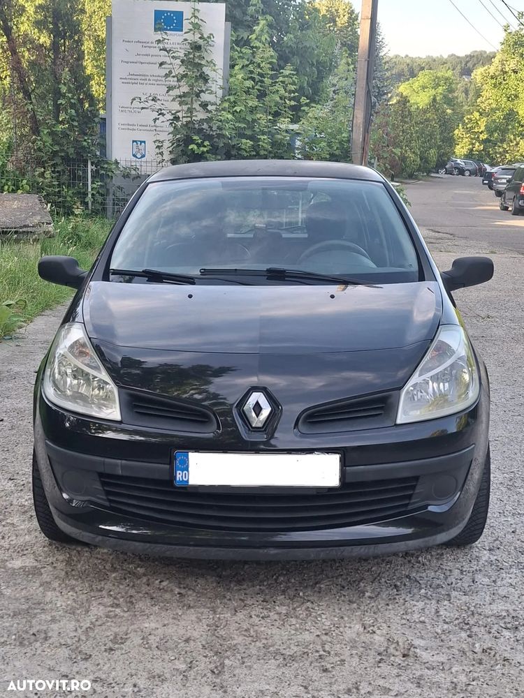 Renault Clio III 1.2 16V Expression - 3