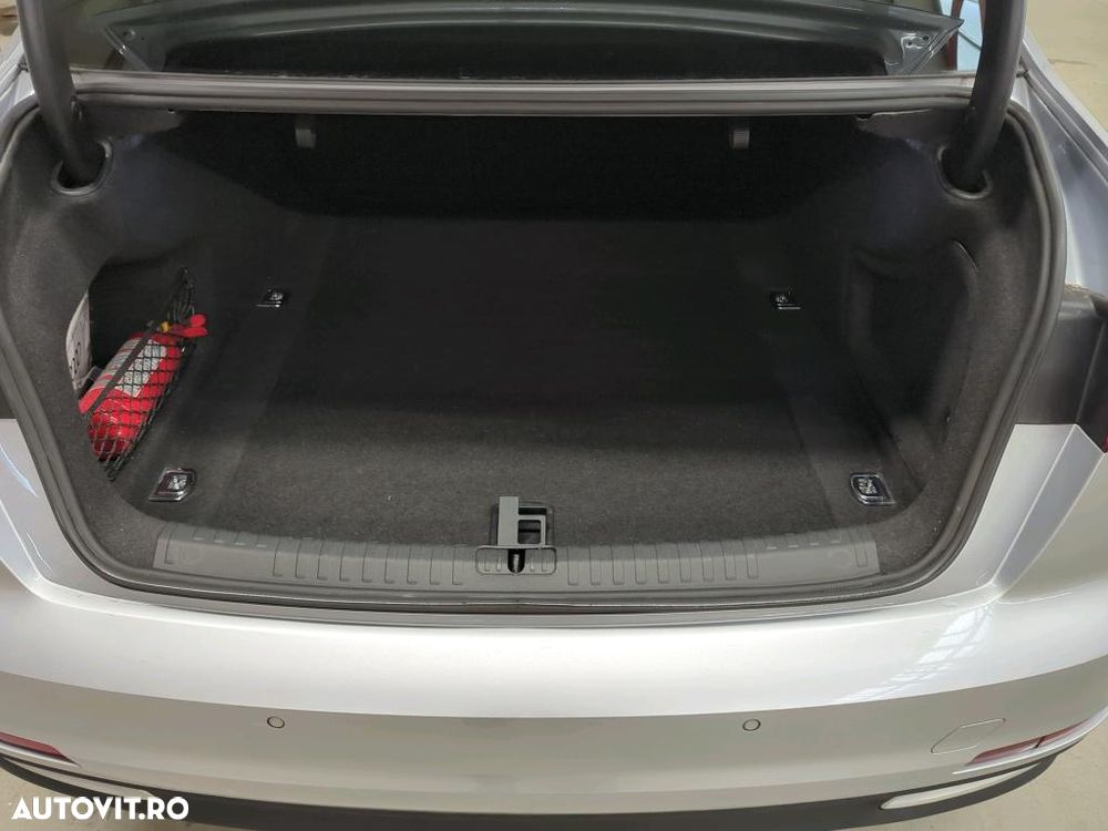 Audi A6 40 TDI quattro S tronic - 9