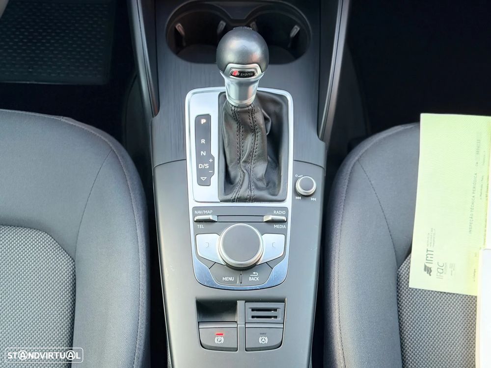 Audi A3 Sportback 30 TFSI S tronic - 11