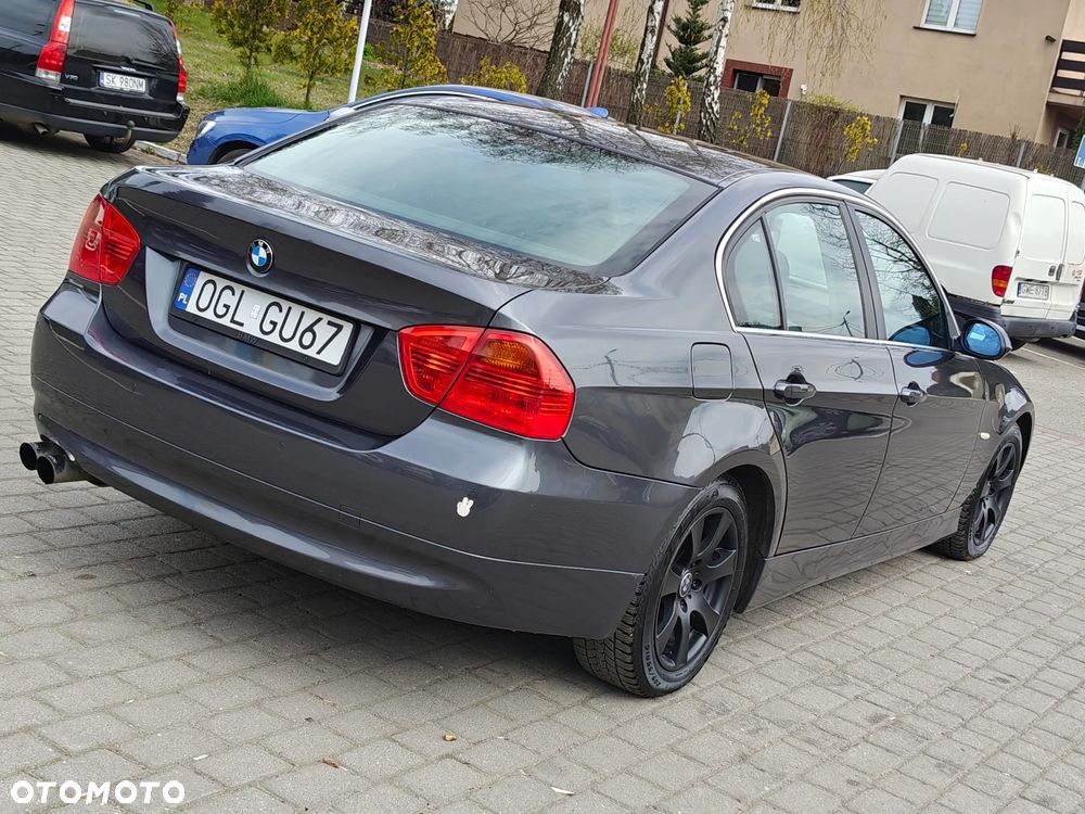 BMW Seria 3 325i - 10