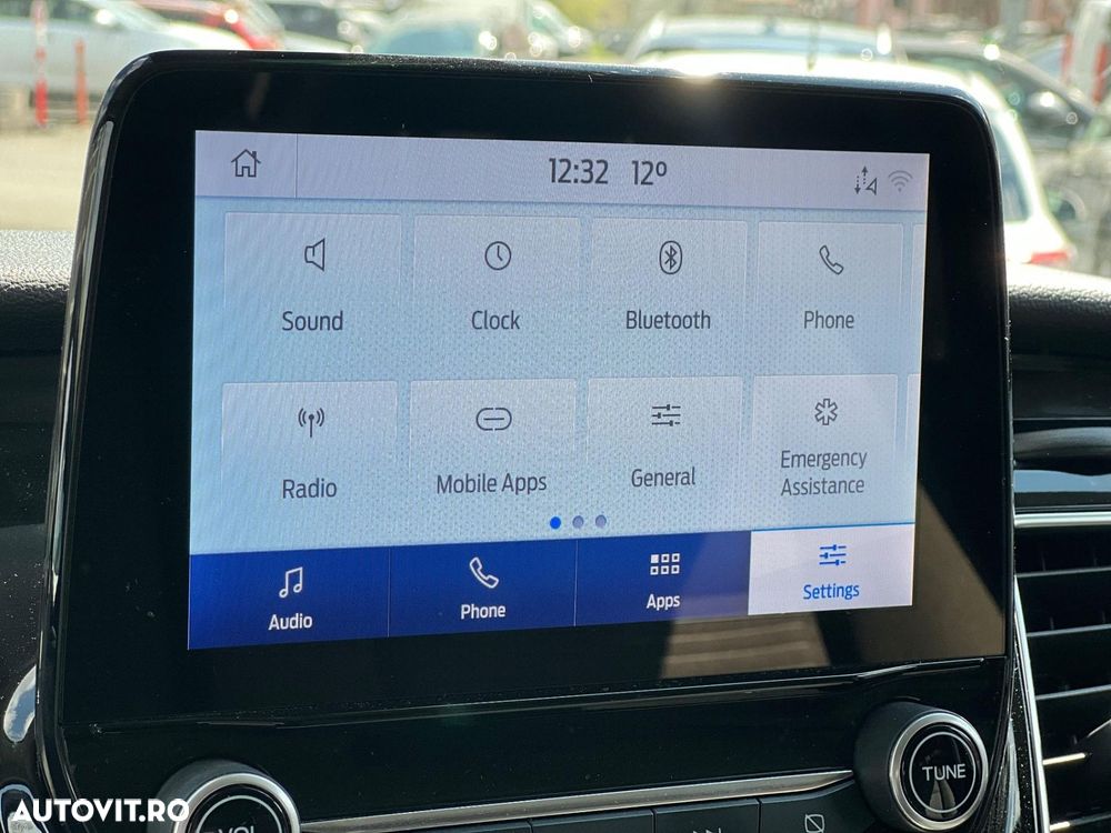 Ford Tourneo Custom - 24