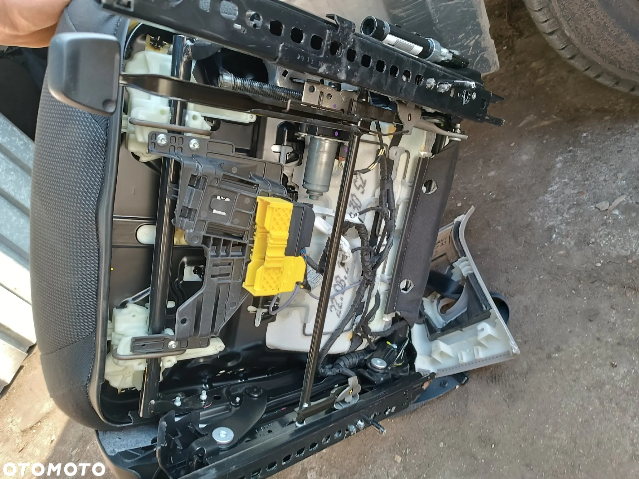 BMW F10 LIFT KOMPLET FOTELI ELEKTRYCZNE FOTEL KIEROWCY PASAŻERA KANAPA - 4