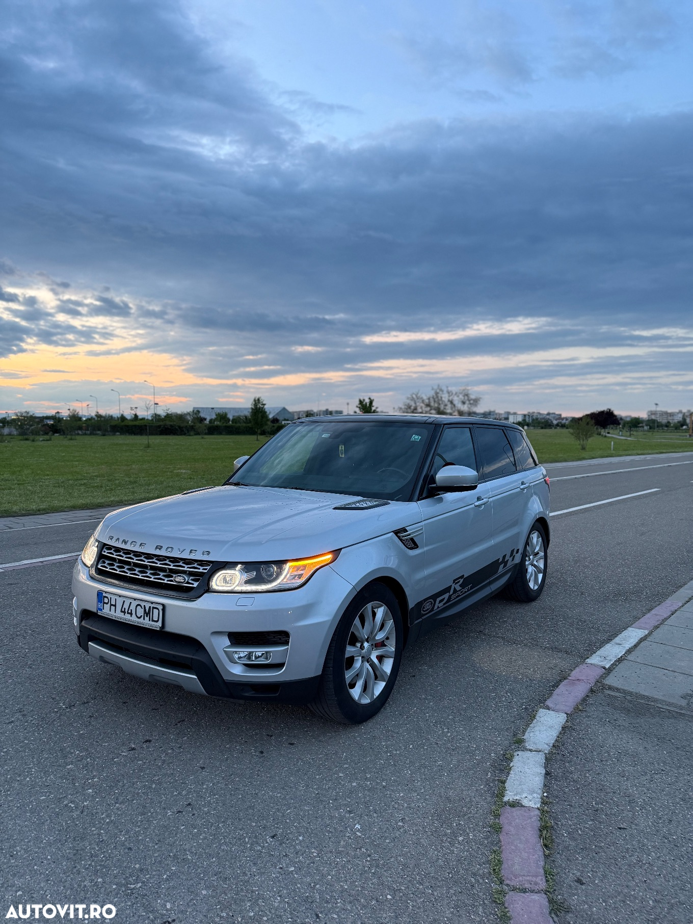 Land Rover Range Rover Sport - 2
