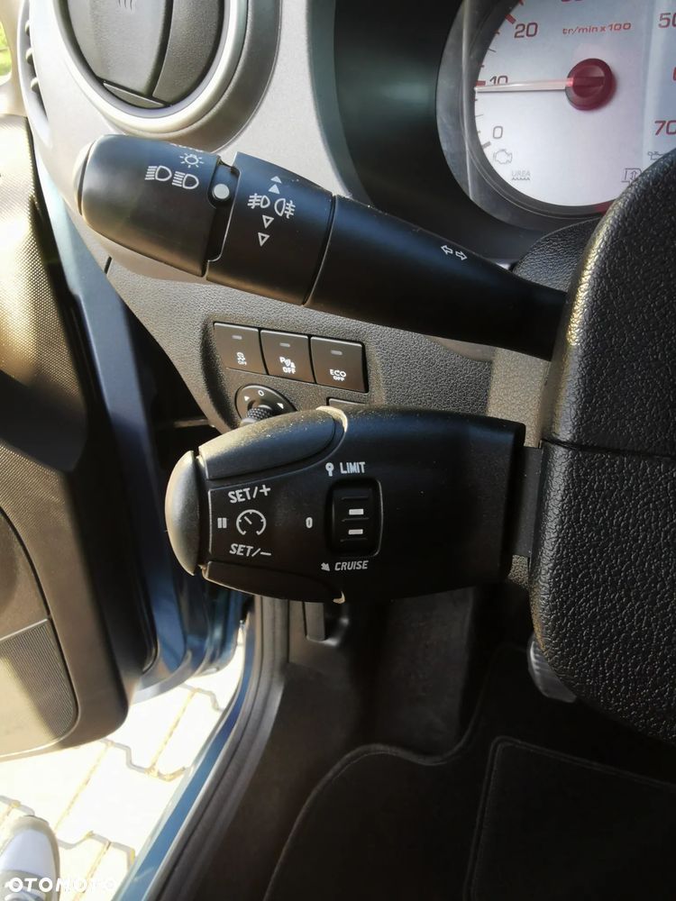 Citroën Berlingo Multispace BlueHDi 120 S&S SHINE - 35