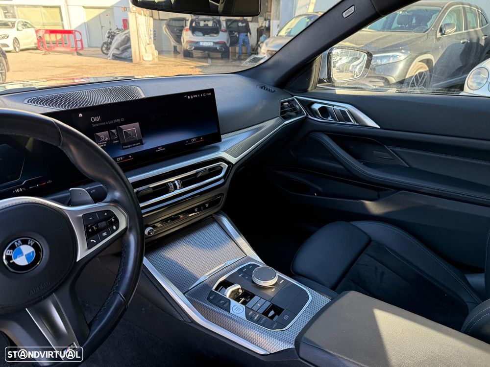 BMW 420 i Pack Desportivo M Auto - 4