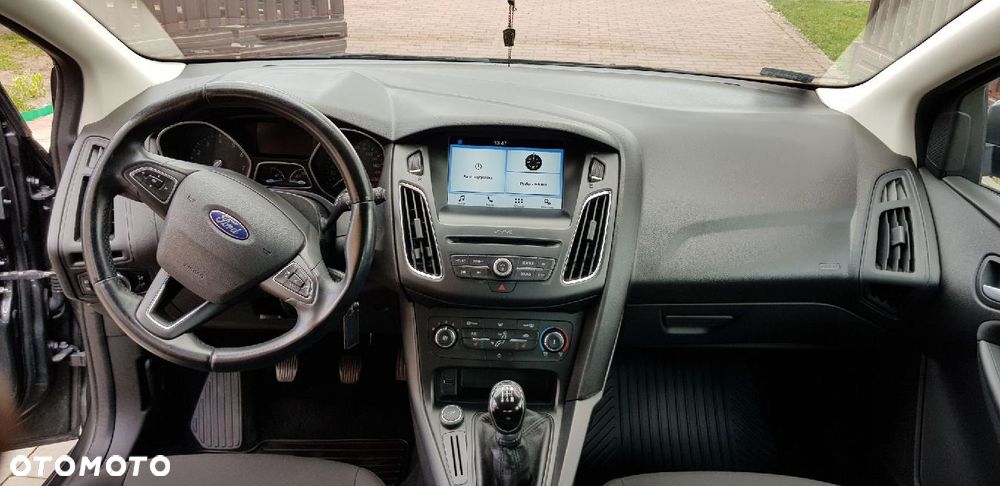 Ford Focus 1.6 SYNC Edition - 8