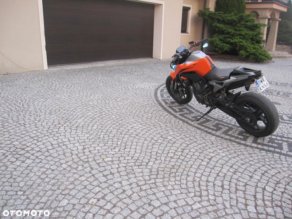 KTM Duke 790 - 8