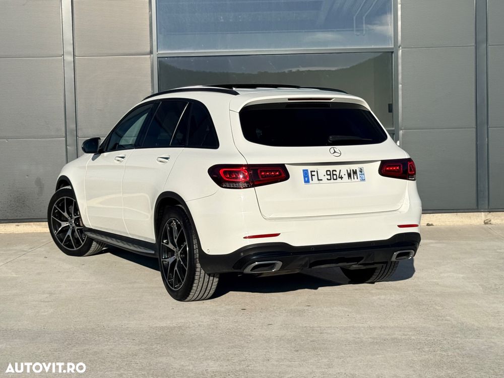 Mercedes-Benz GLC 300 d 4Matic 9G-TRONIC AMG Line Plus - 19