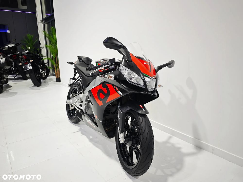 Aprilia RS - 9