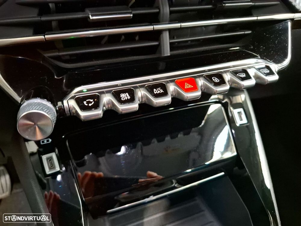 Peugeot 2008 1.5 BlueHDi Allure - 22