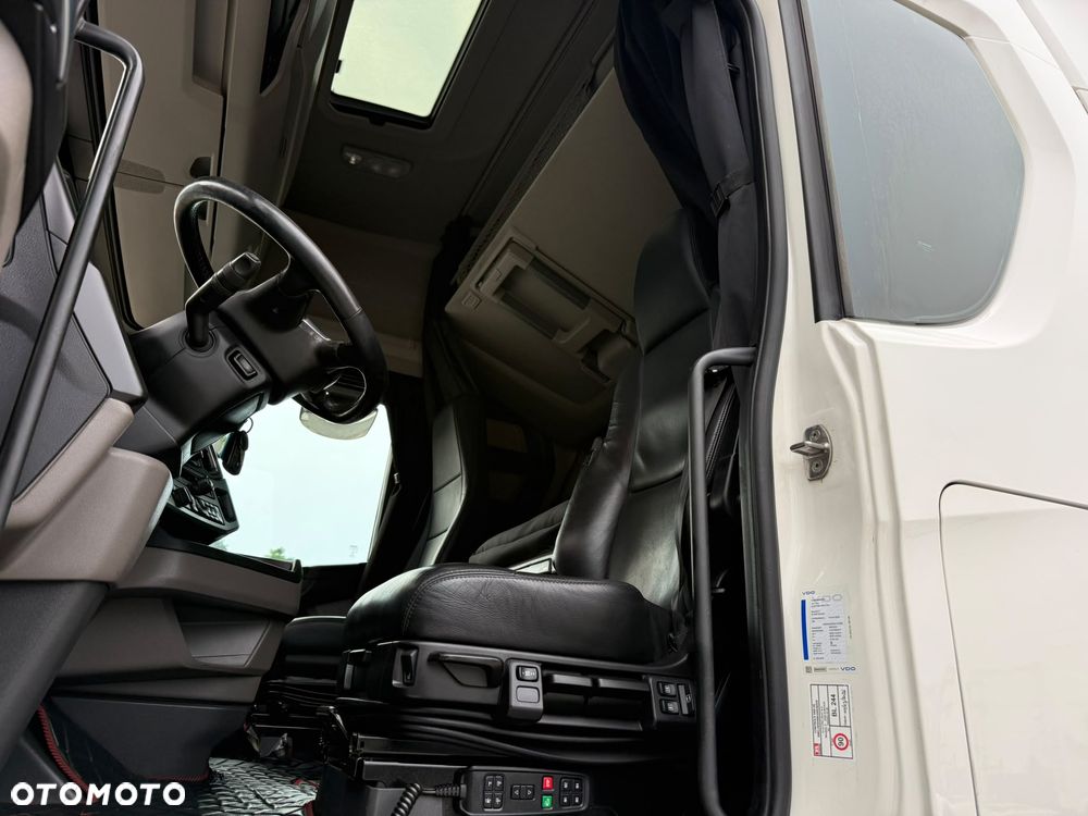Scania S500/SKÓRY/RETARDER/KLIMA P./FULL LED/NAVI/SPROWADZONA - 25