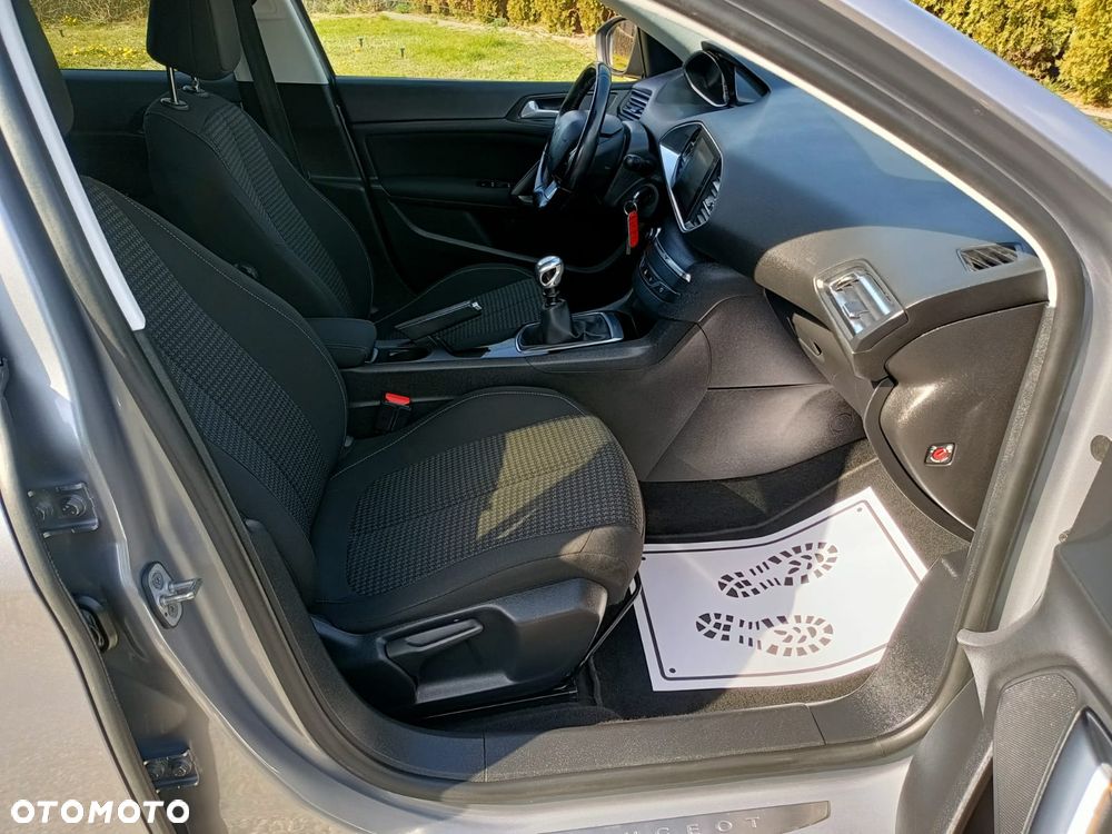 Peugeot 308 BlueHDi 120 Stop & Start GT-Line Edition - 20