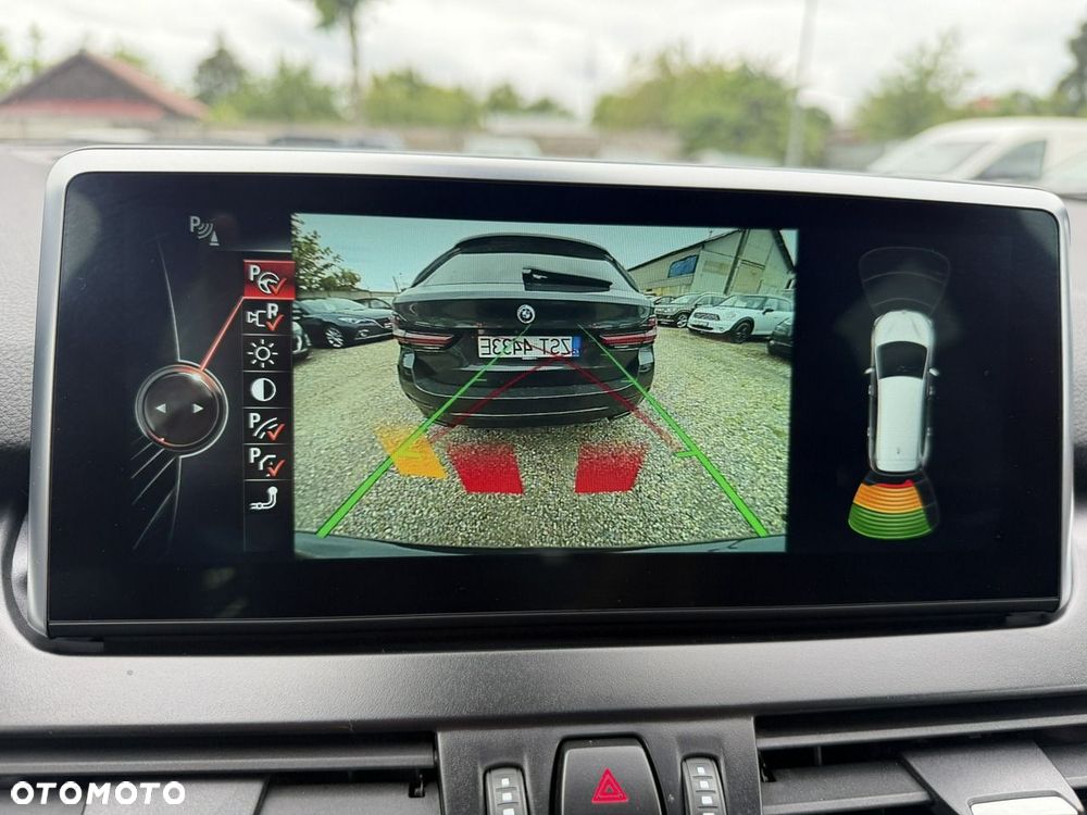 BMW Seria 2 220i Luxury Line - 14