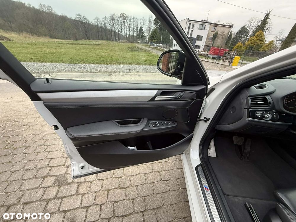 BMW X4 xDrive20i M Sport - 24