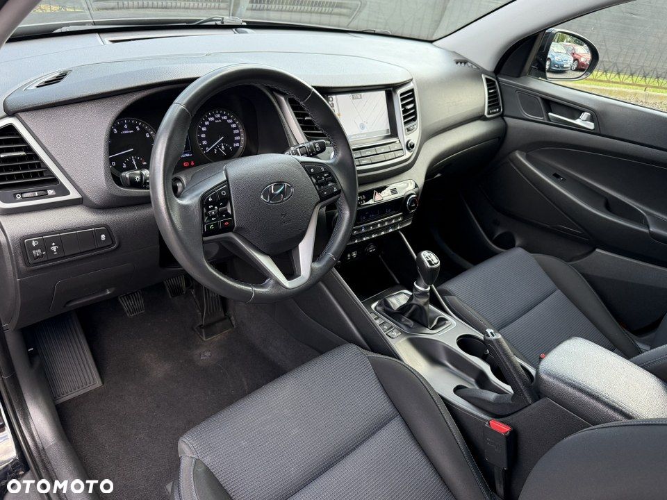 Hyundai Tucson 1.6 GDI BlueDrive Design 2WD - 16