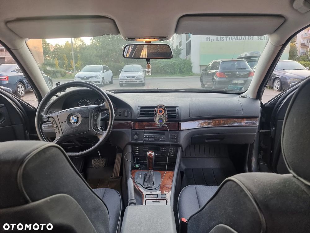 BMW Seria 5 - 16