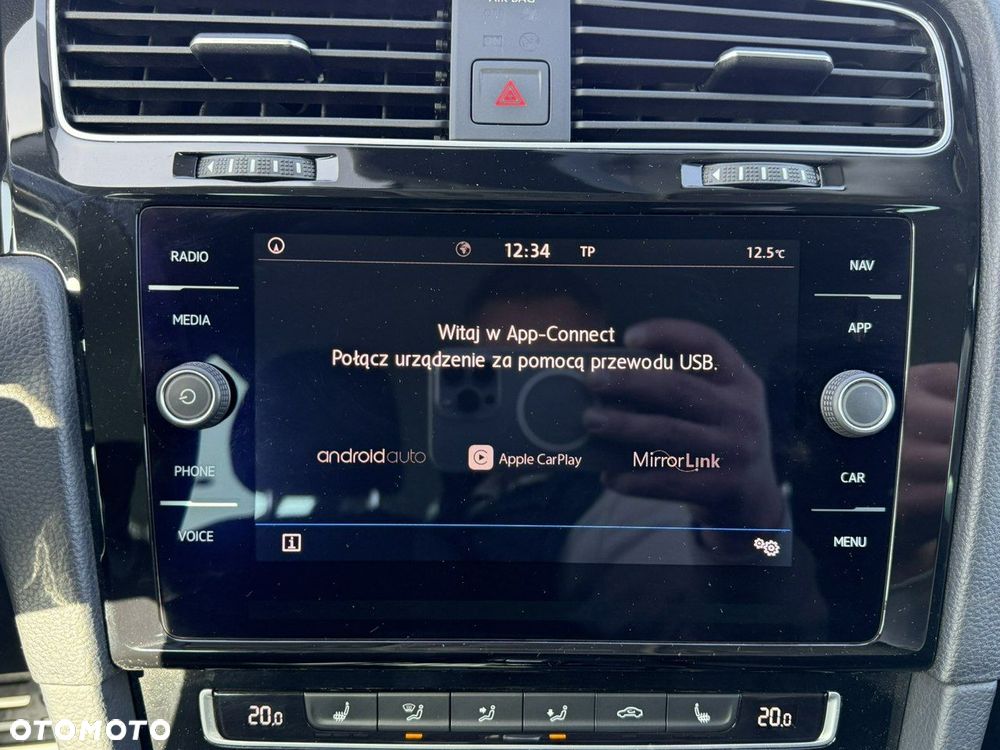 Volkswagen Golf Variant 1.6 TDI SCR DSG Join - 24