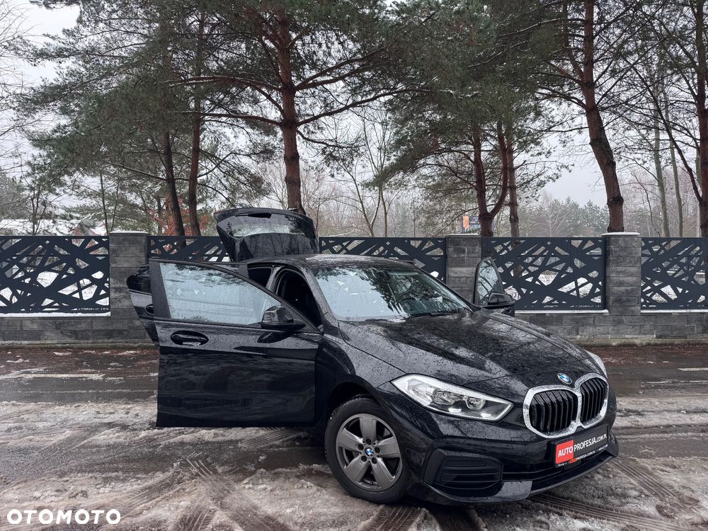 BMW Seria 1 118d M Sport Shadow - 13