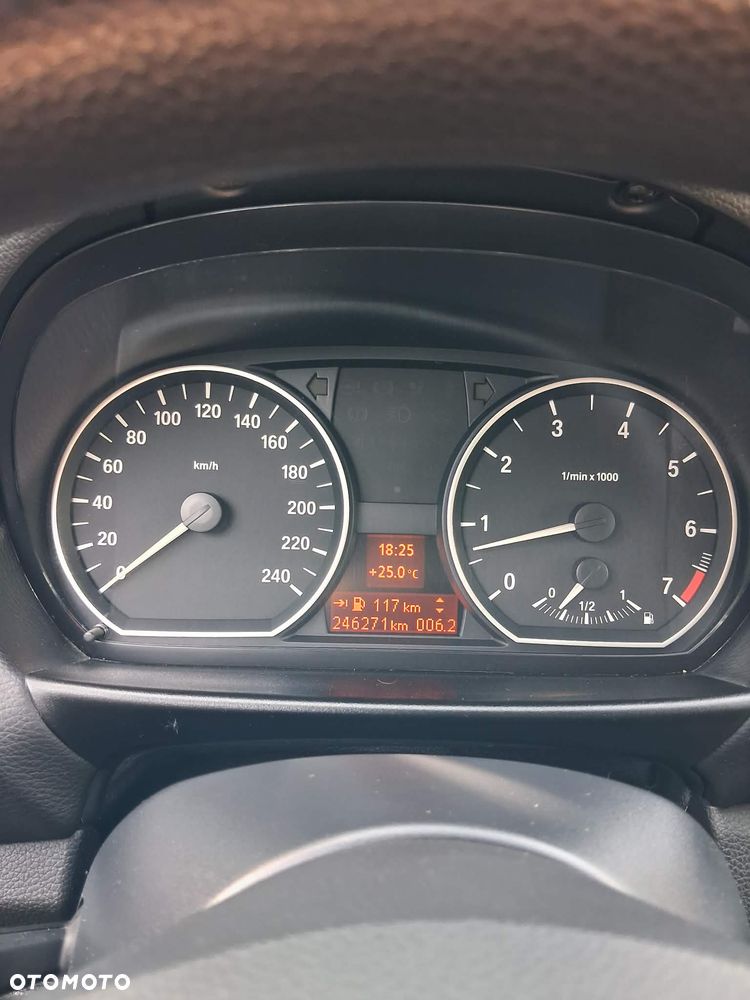 BMW Seria 1 - 22