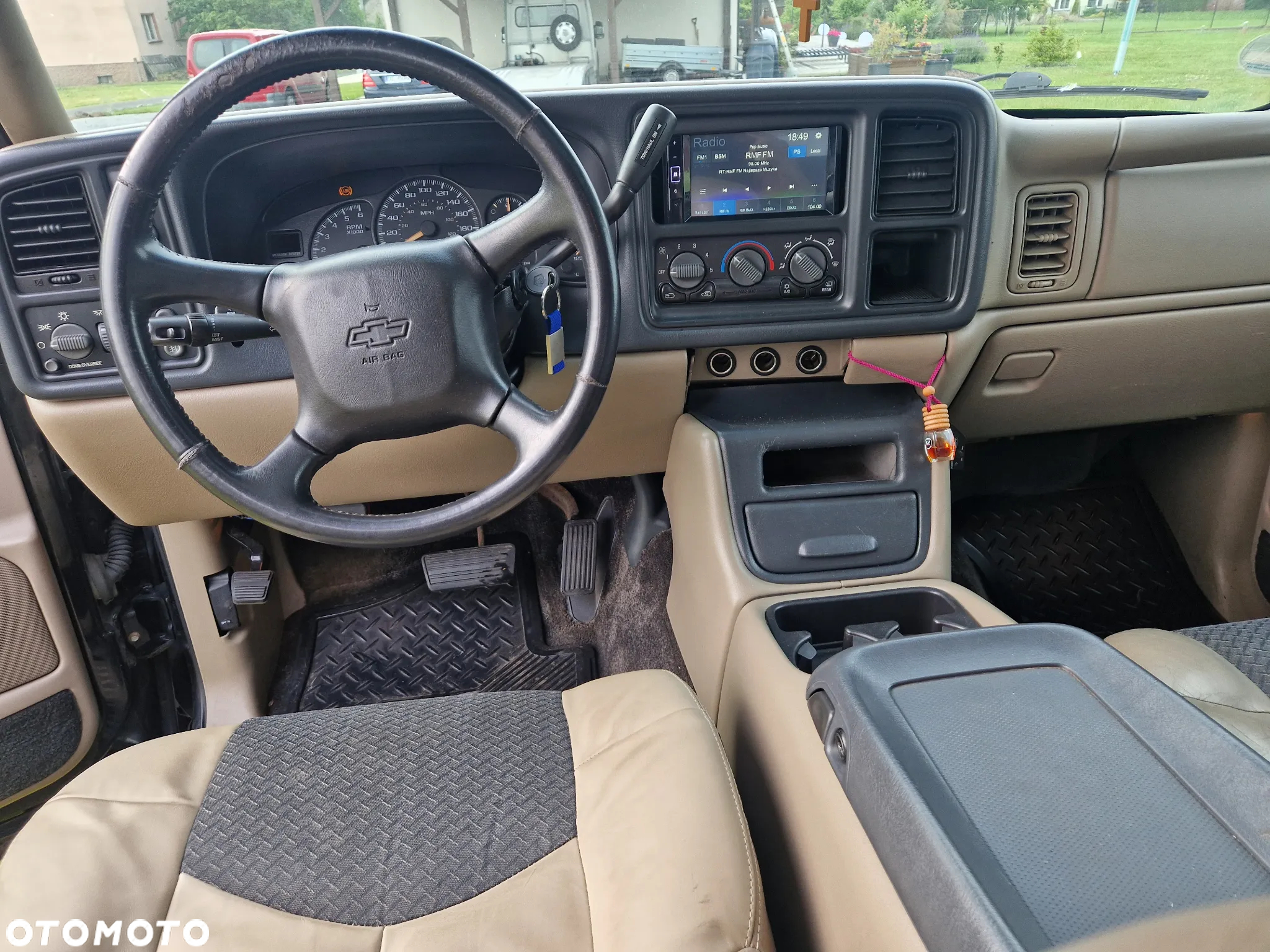 Chevrolet Avalanche - 8