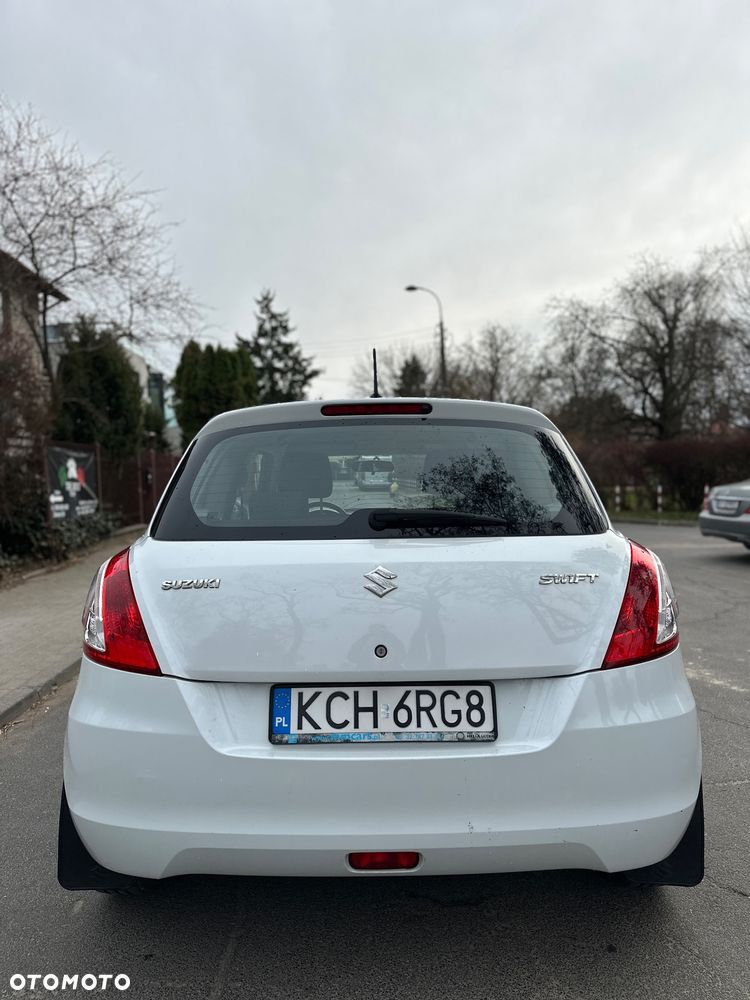 Suzuki Swift 1.2 Club - 3