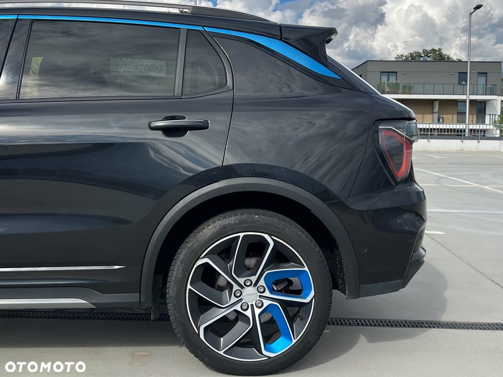 Lynk & Co 01 - 8