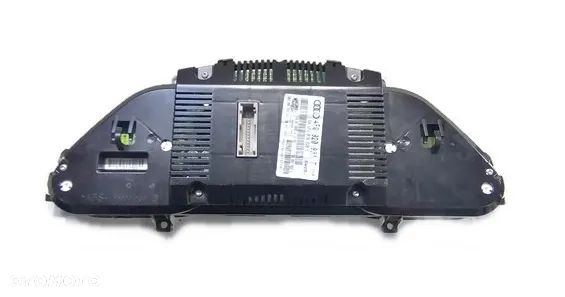 AUDI A6 C6 3.2FSI - LICZNIK ZEGARY 4F0920931T - 2