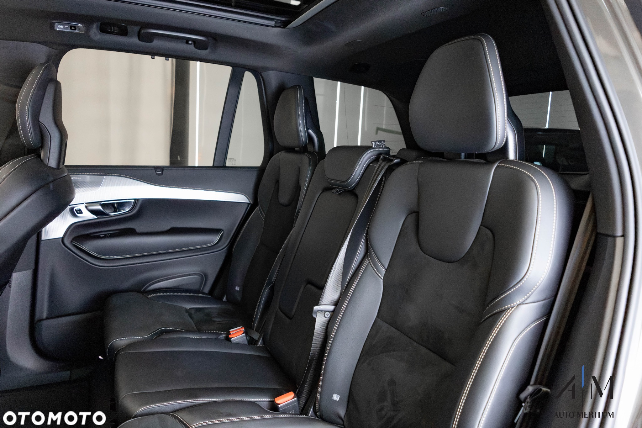 Volvo XC 90 B5 D AWD Ultimate Dark - 33