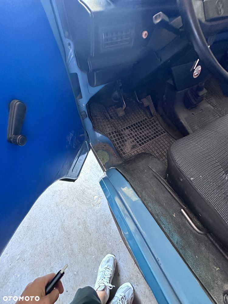 Volkswagen Transporter - 5