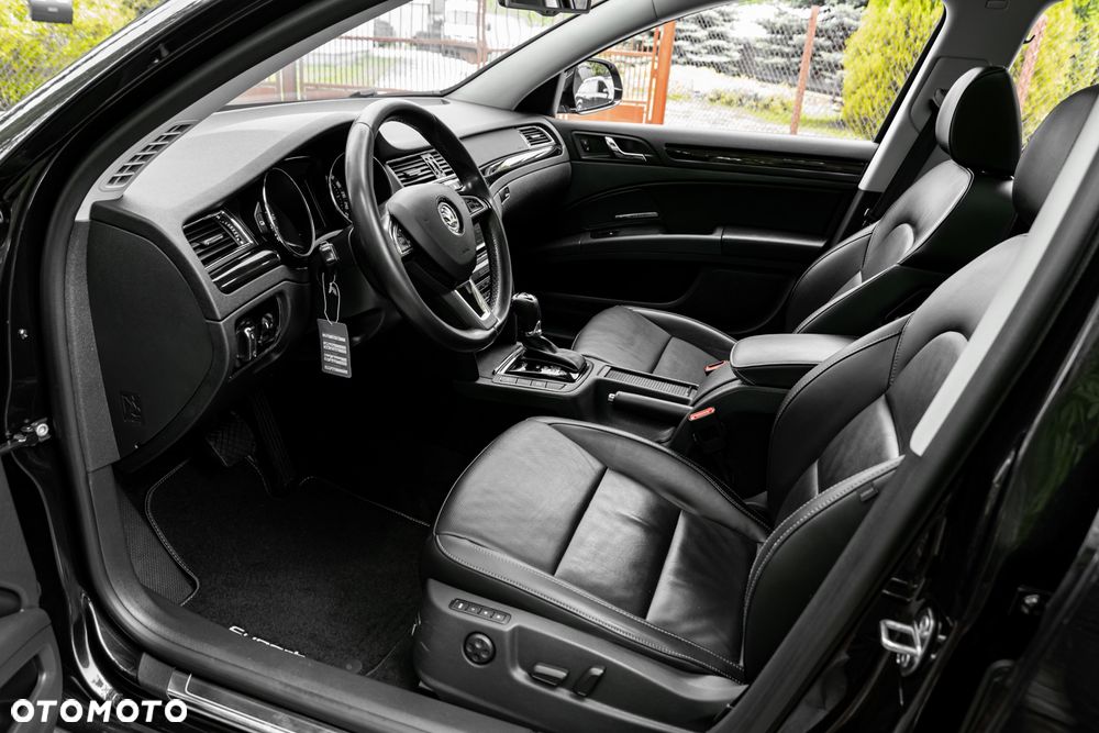Skoda Superb 2.0 TDI Green tec 4x4 DSG Elegance - 16