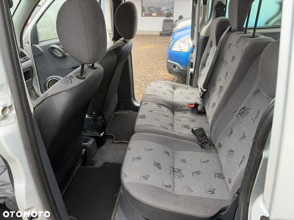 Peugeot Partner - 13