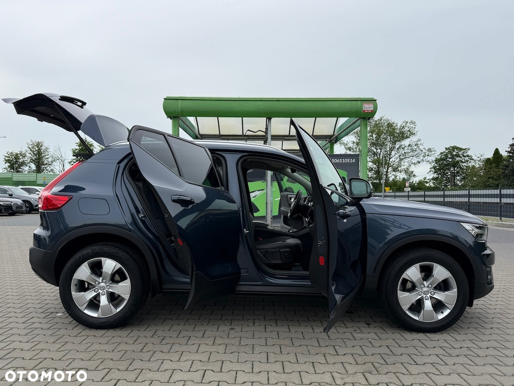 Volvo XC 40 T3 Momentum Pro - 14