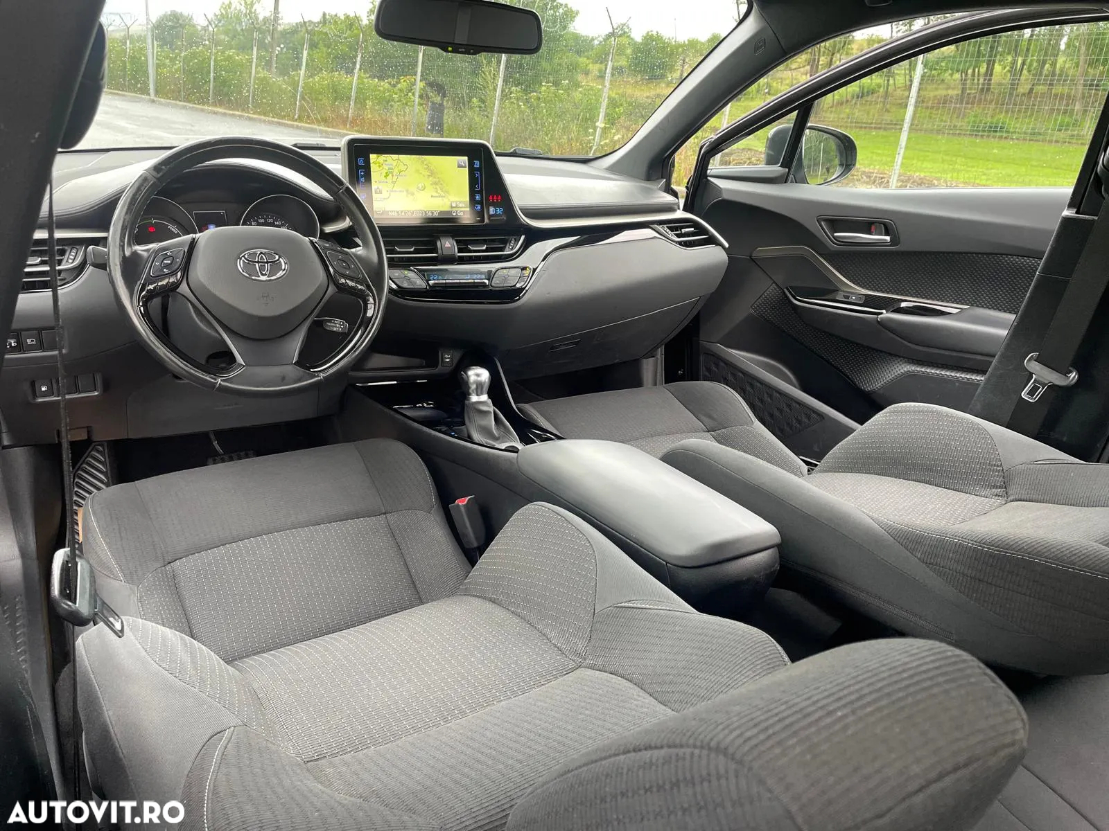 Toyota C-HR - 15
