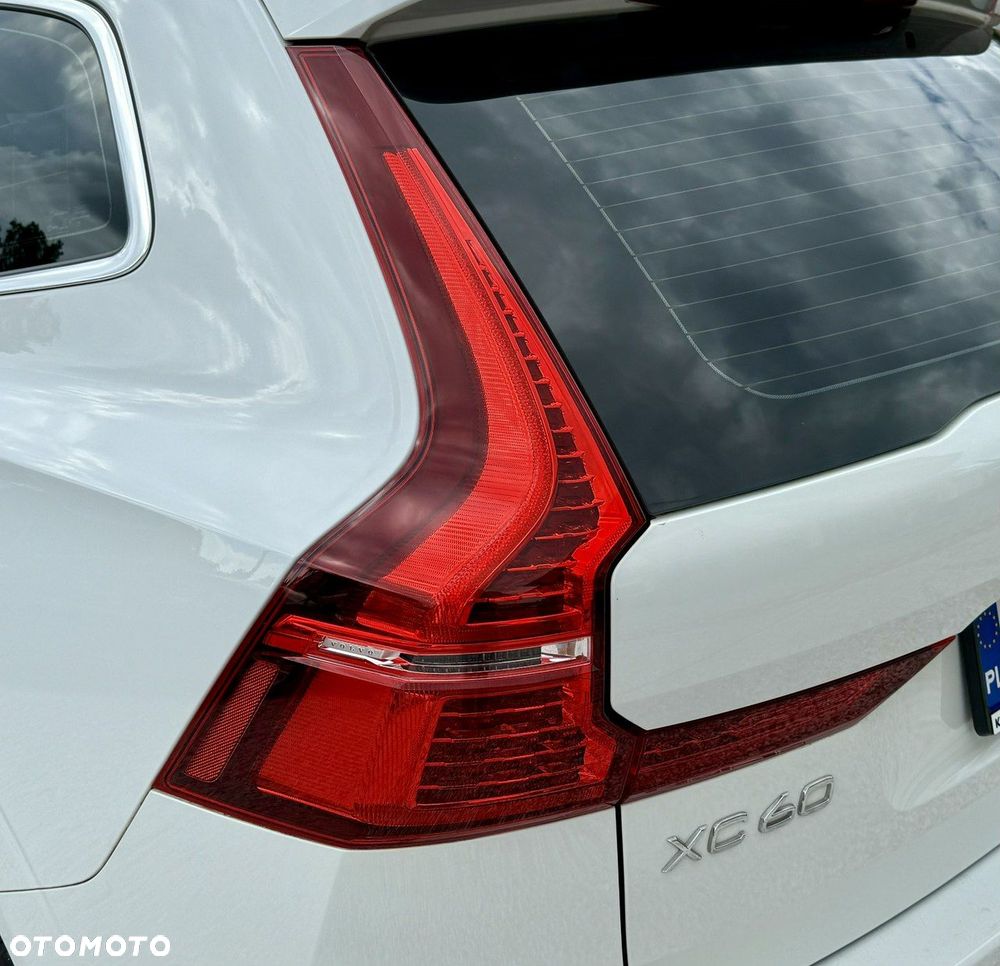 Volvo XC 60 T6 AWD Plug-In Hybrid Inscription - 16