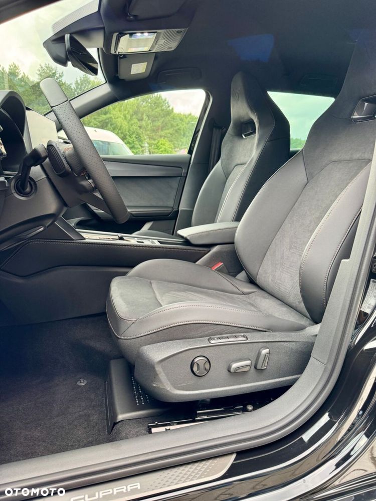 Cupra Leon Sportstourer - 24