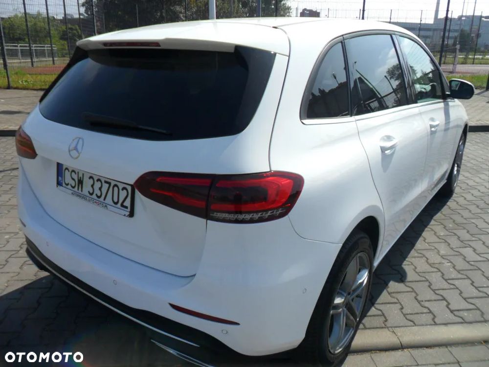 Mercedes-Benz Klasa B 200 d Style 8G-DCT - 5