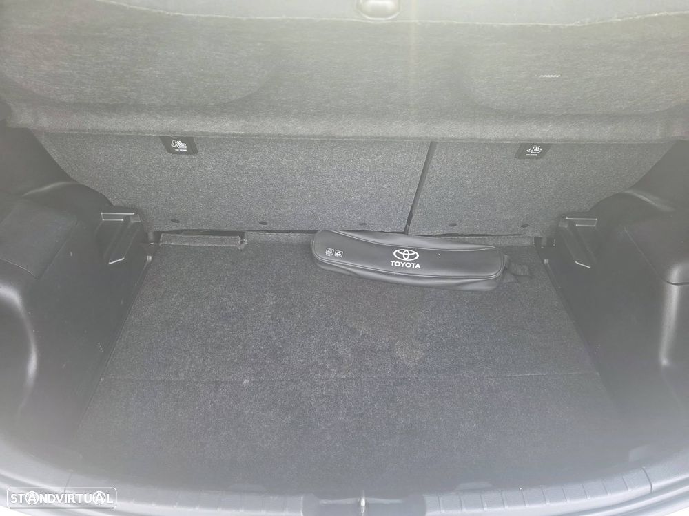Toyota Yaris 1.0 VVT-i ACtive+AC - 14