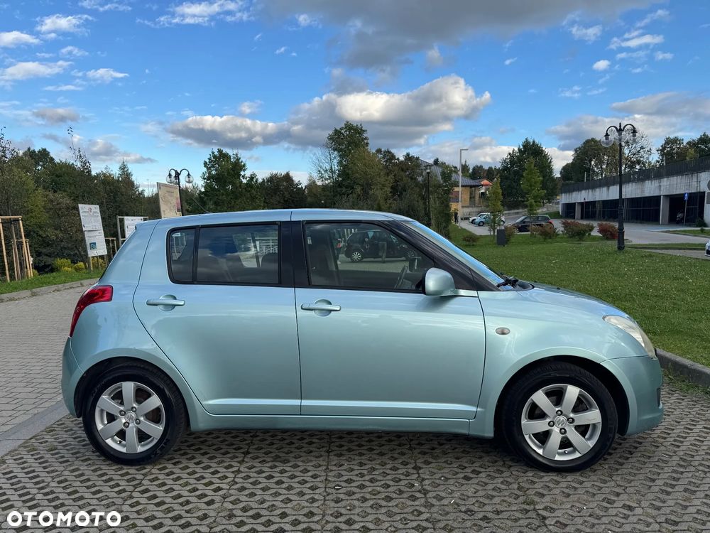 Suzuki Swift - 3