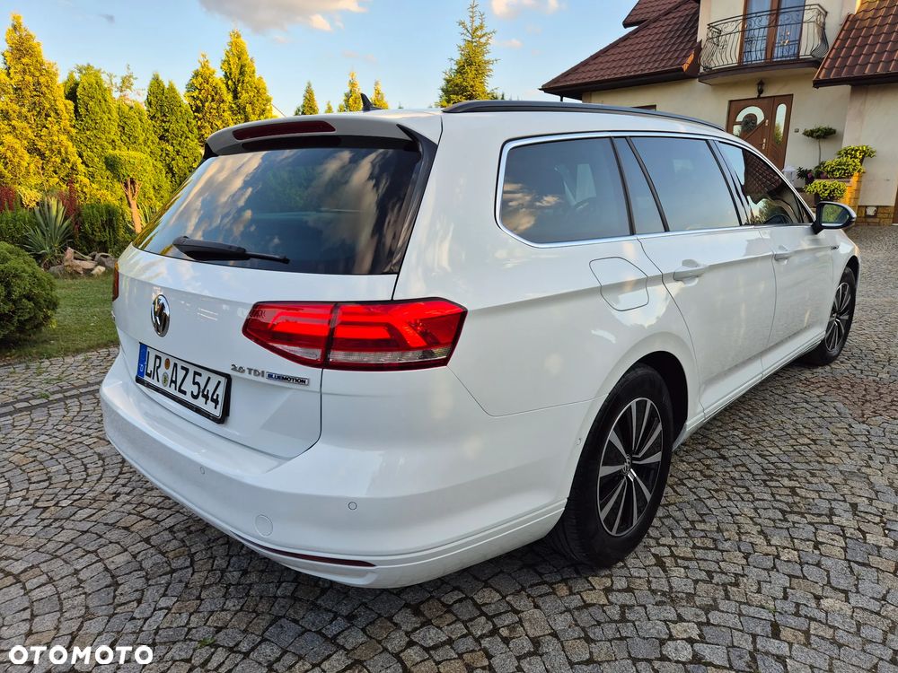 Volkswagen Passat - 5