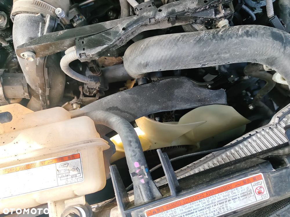 Toyota Land Cruiser - 7