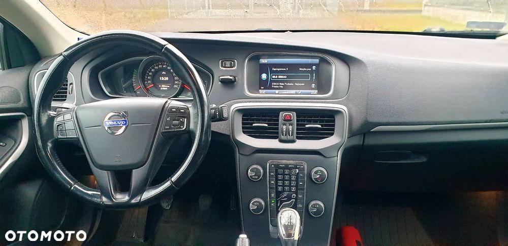 Volvo V40 - 11