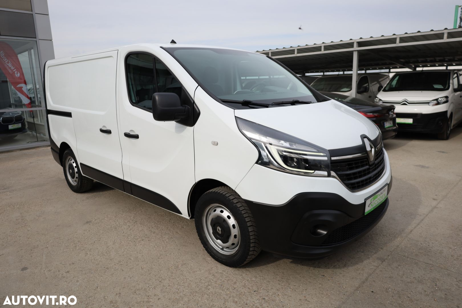 Renault Trafic - 8