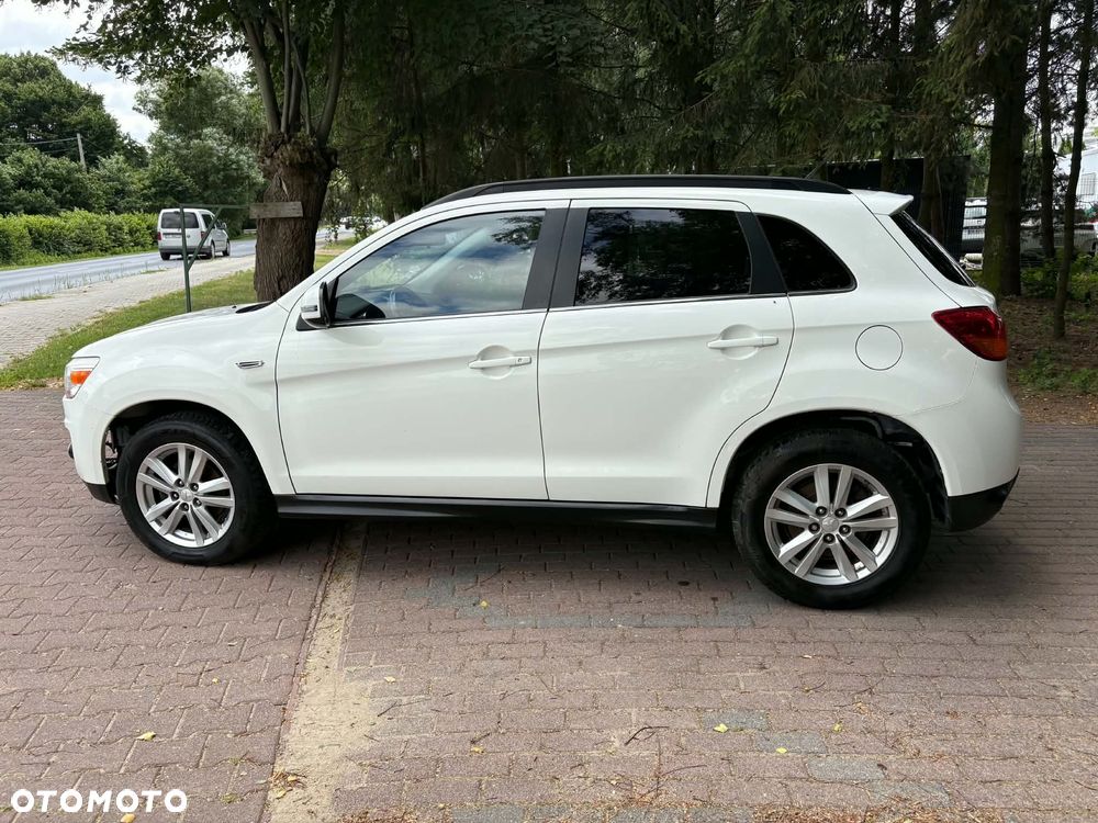 Mitsubishi ASX - 4