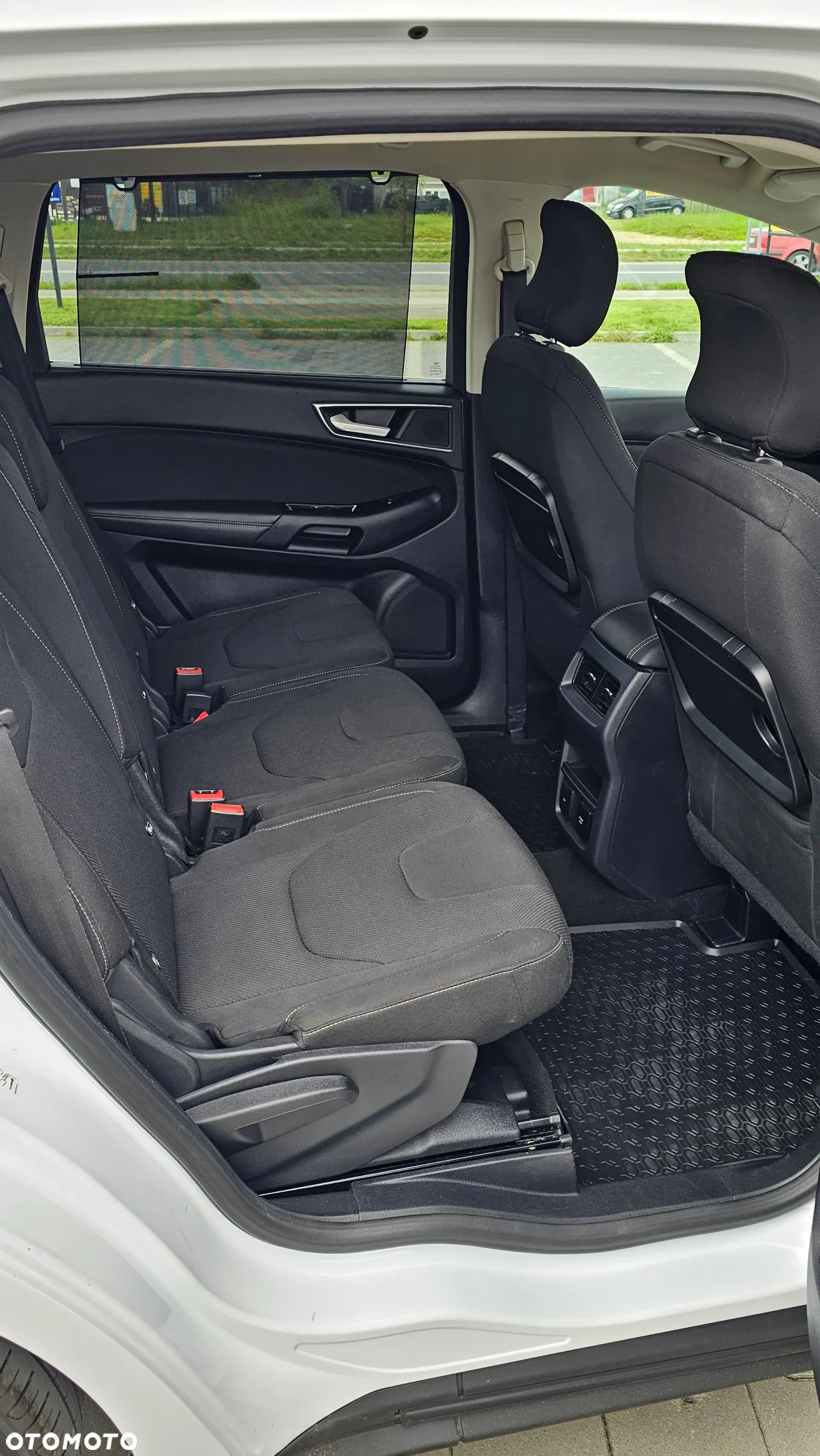 Ford S-Max - 27